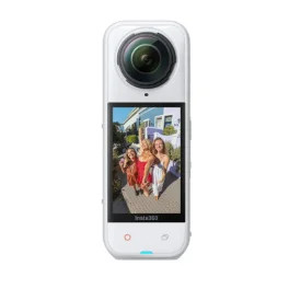 מצלמת אקסטרים Insta360 X5