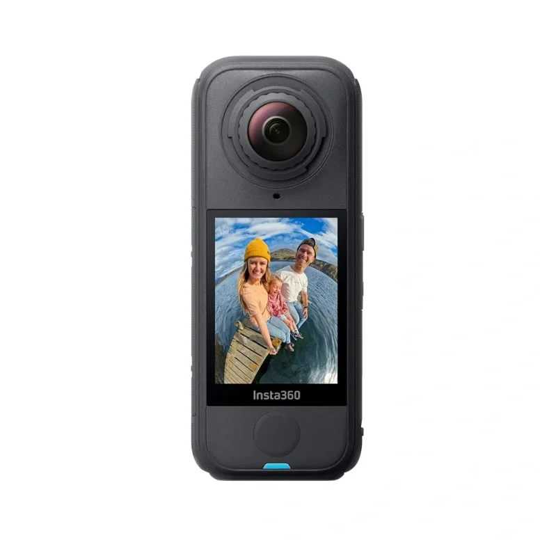 קיט מצלמת אקסטרים Insta360 X4 Air Starter Bundle