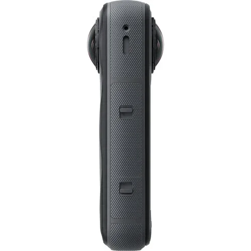 מצלמת אקסטרים Insta360 X5