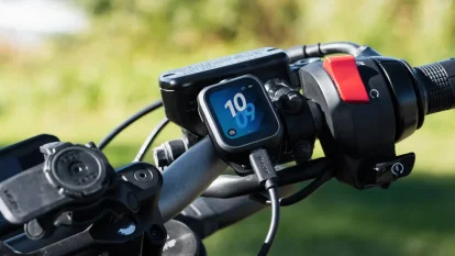 שלט עם מיקרופון GPS Preview Remote + Built-In Mic יתרונות